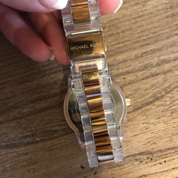 Michael Kors Watch - Picture 4 of 5